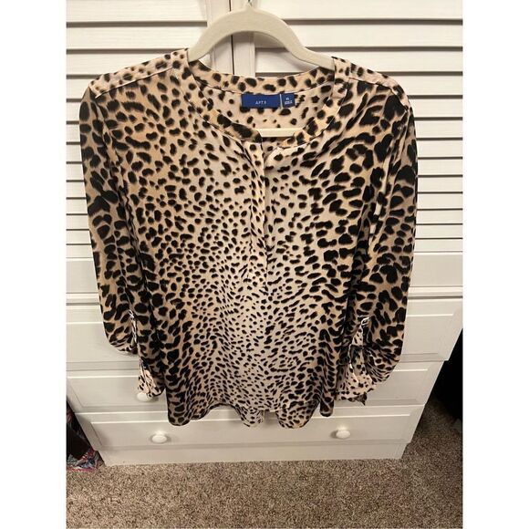 New Apt. 9 Semi Sheer Blouse Animal Print Long Sleeves Half Zip Front size XL - Picture 2 of 9